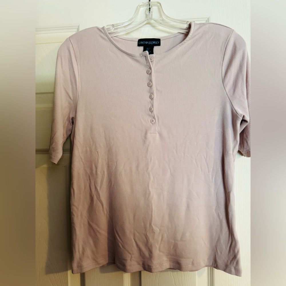 Cynthia Rowley Women's Tan Buttoned Short Sleeve Tee